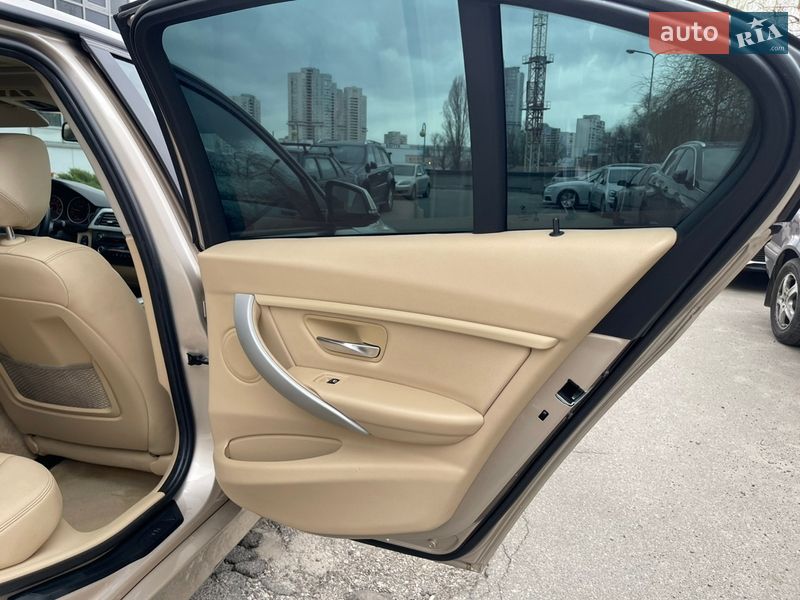 Седан BMW 3 Series 2012 в Киеве