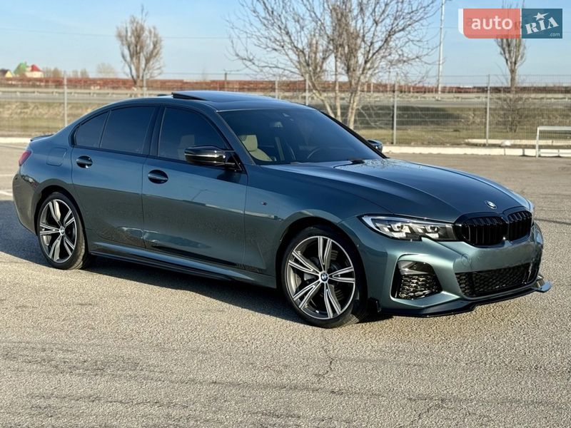 Седан BMW 3 Series 2020 в Львові