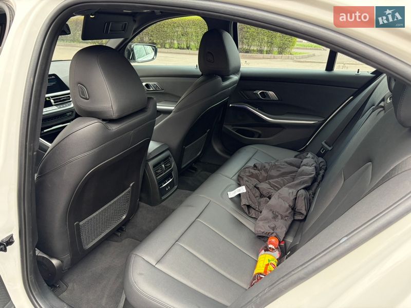 Седан BMW 3 Series 2021 в Каменском