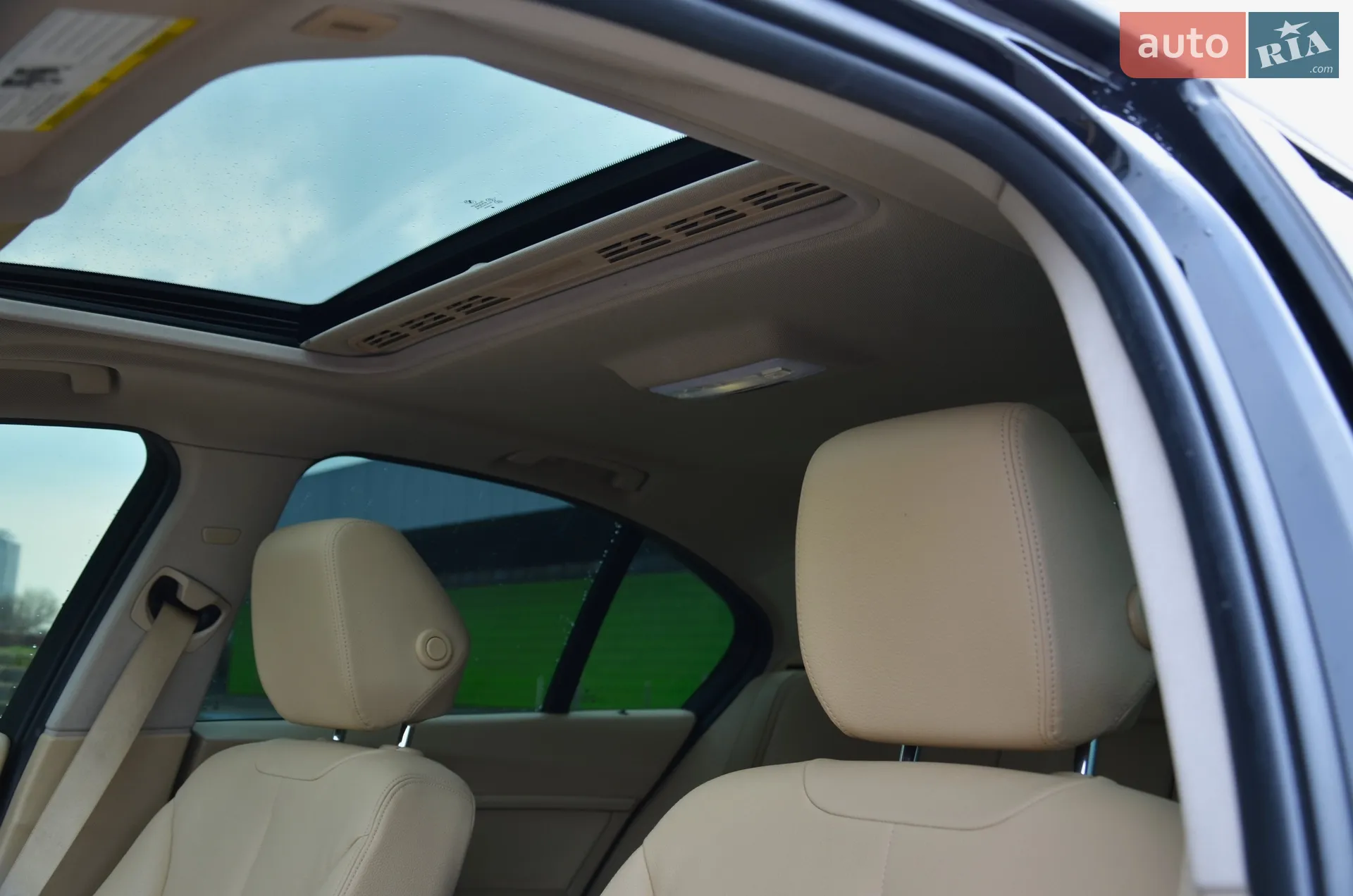 2012 BMW 3er - мініатюра 25