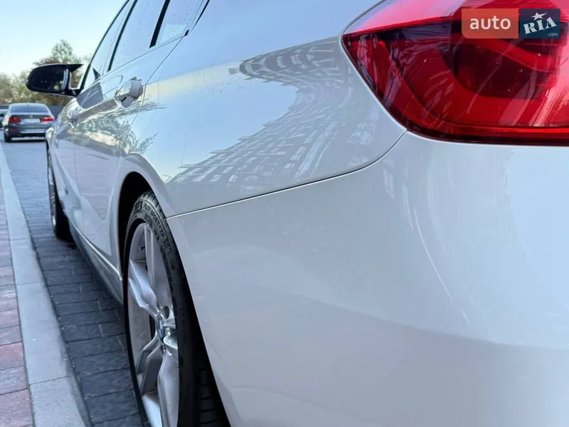BMW 3 Series 2016 VIN WBA8E5C3XHK388861 фото оголошення 10 з 67