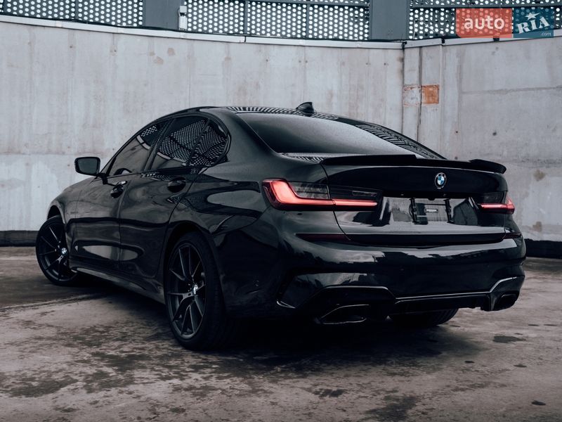 Седан BMW 3 Series 2019 в Киеве