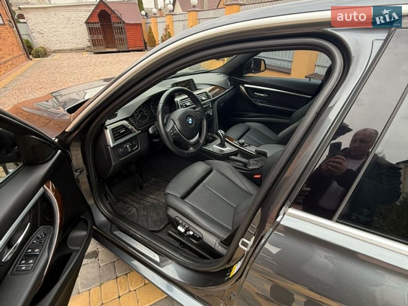 Седан BMW 3 Series 2017 в Фастові