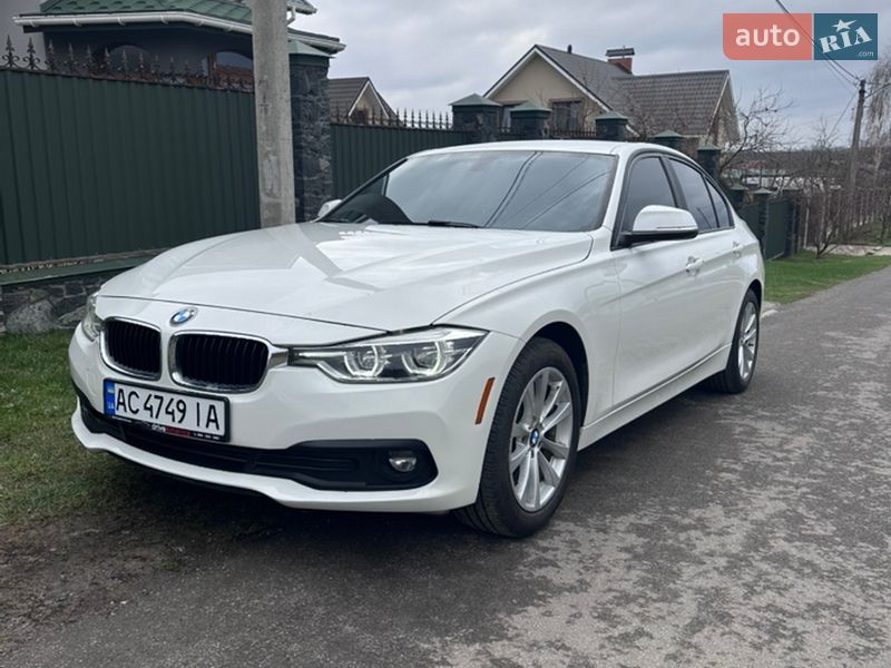 Седан BMW 3 Series 2017 в Луцке