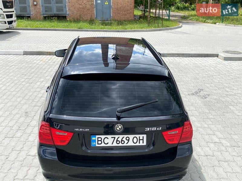 Універсал BMW 3 Series 2011 в Бориславі