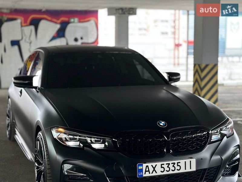 Седан BMW 3 Series 2019 в Харкові