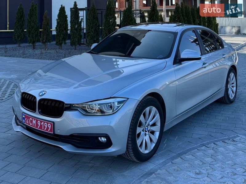 Седан BMW 3 Series 2015 в Городку