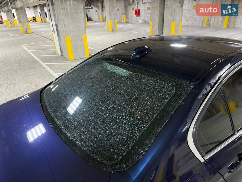 Седан BMW 3 Series 2012 в Тернополі