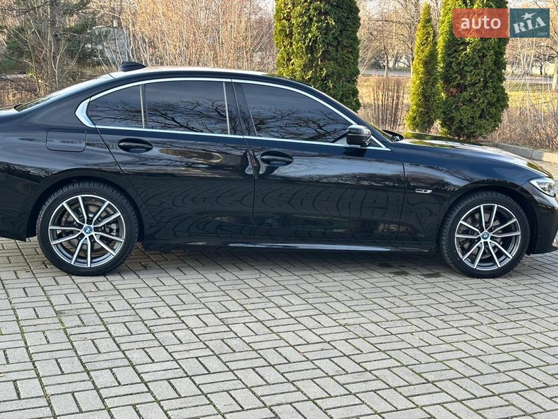 Седан BMW 3 Series 2022 в Киеве фото 13 Седан BMW 3 Series 2022 в Киеве