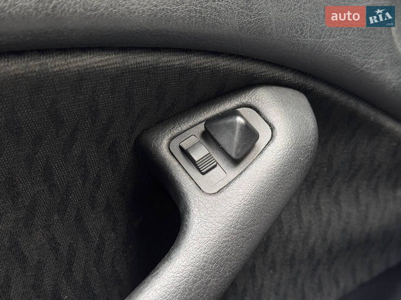 Універсал BMW 3 Series 2001 в Києві