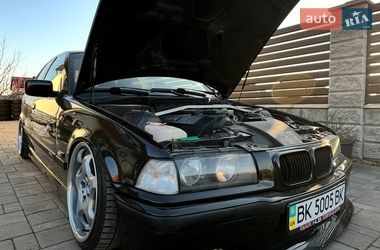 Седан BMW 3 Series 1996 в Ровно