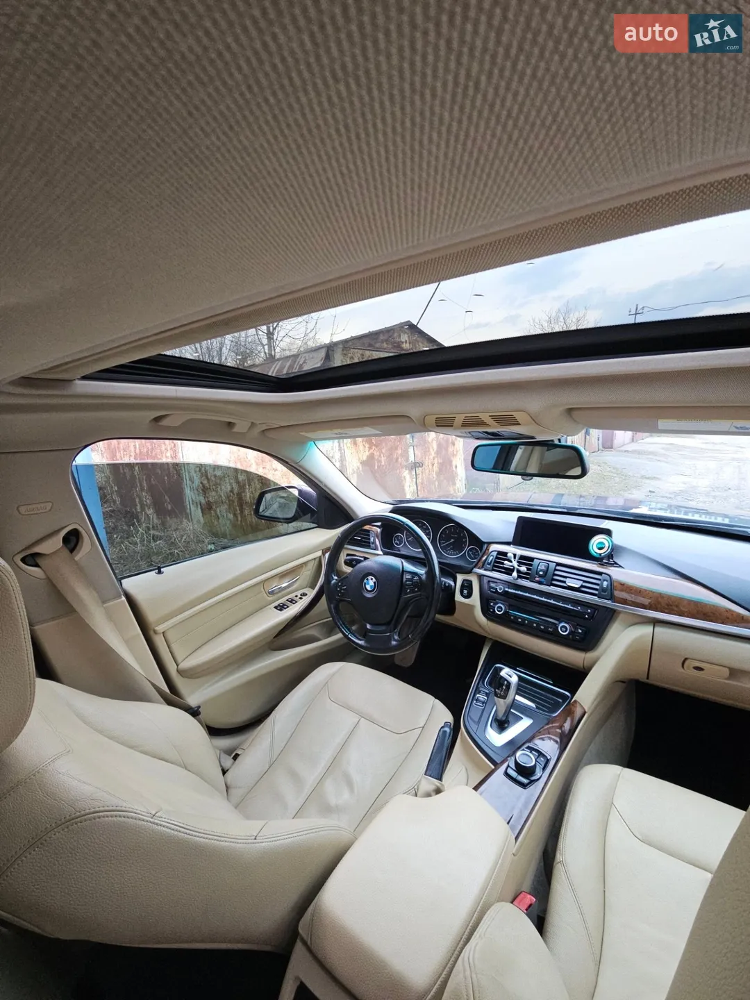 2012 BMW 3er - мініатюра 8