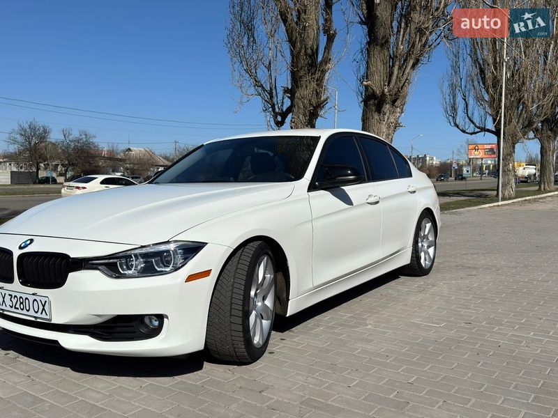 Седан BMW 3 Series 2015 в Харкові