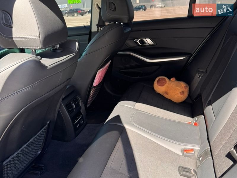 Седан BMW 3 Series 2019 в Києві фото 19 Седан BMW 3 Series 2019 в Києві