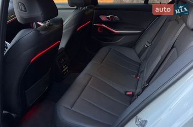 Седан BMW 3 Series 2020 в Львове