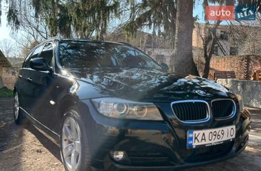 Универсал BMW 3 Series 2010 в Ромнах