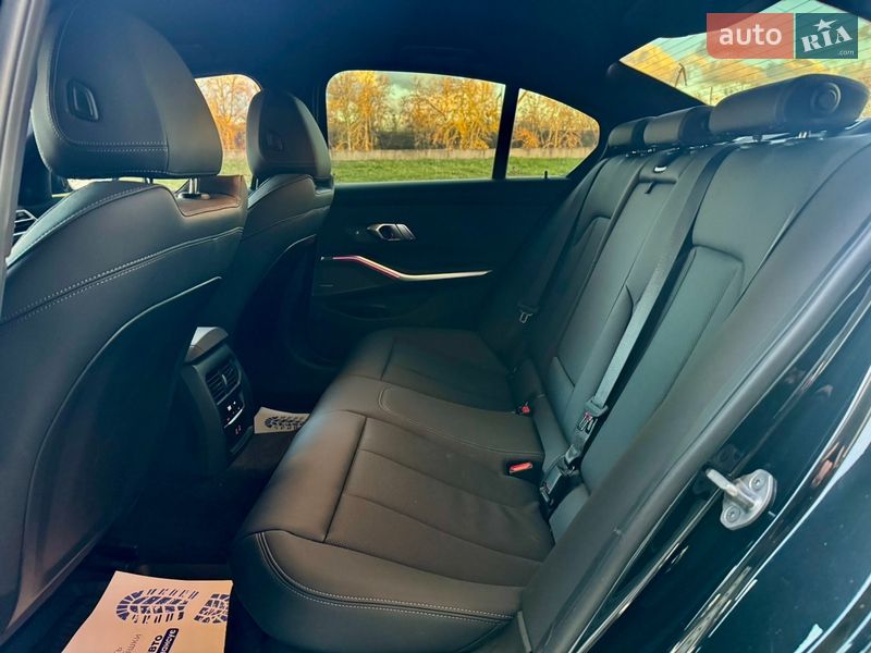 Седан BMW 3 Series 2025 в Киеве