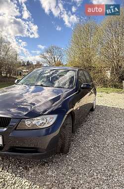 Седан BMW 3 Series 2007 в Сторожинце