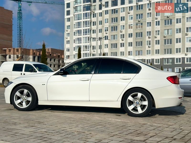 Седан BMW 3 Series 2013 в Ірпені