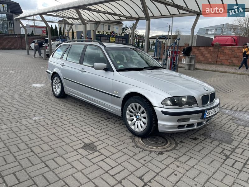 Універсал BMW 3 Series 2001 в Рівному