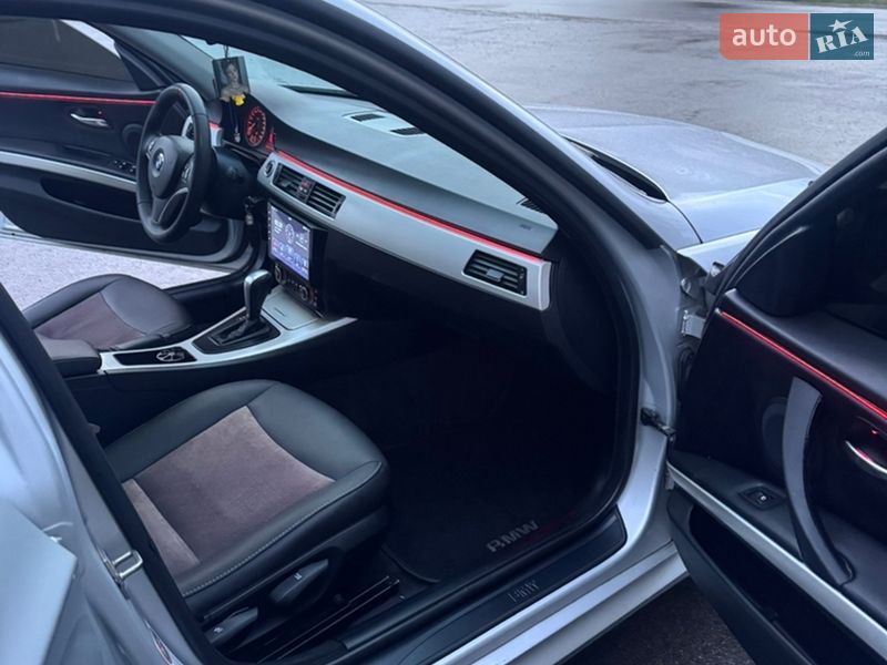 Универсал BMW 3 Series 2010 в Дрогобыче