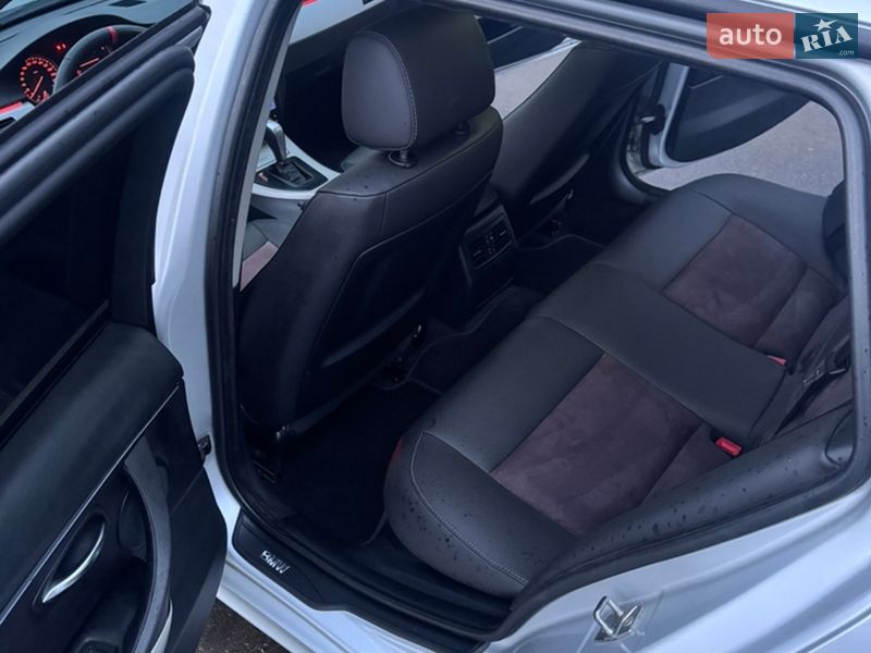 Универсал BMW 3 Series 2010 в Дрогобыче