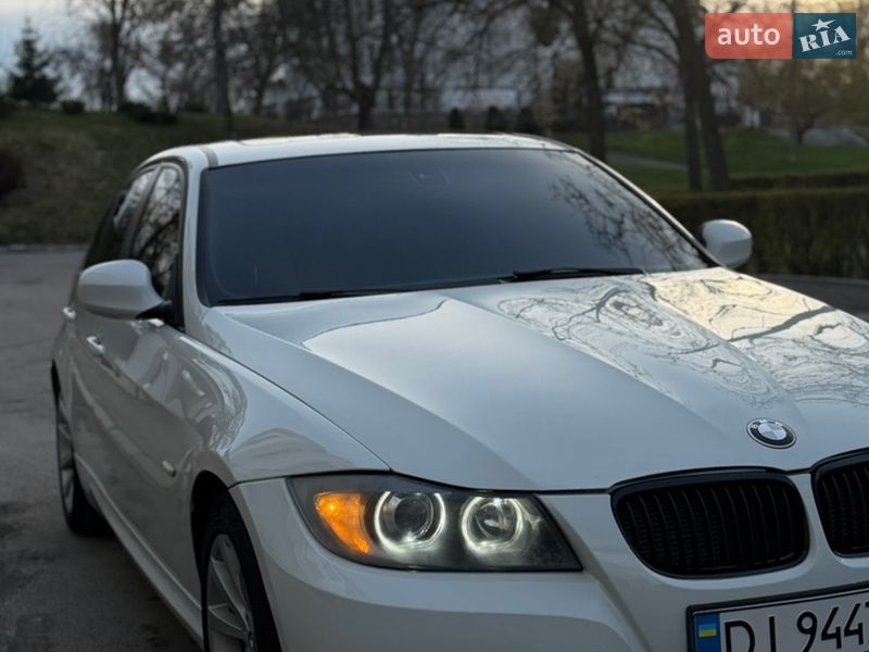 Седан BMW 3 Series 2010 в Белой Церкви