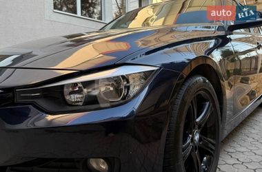 Седан BMW 3 Series 2015 в Кропивницком