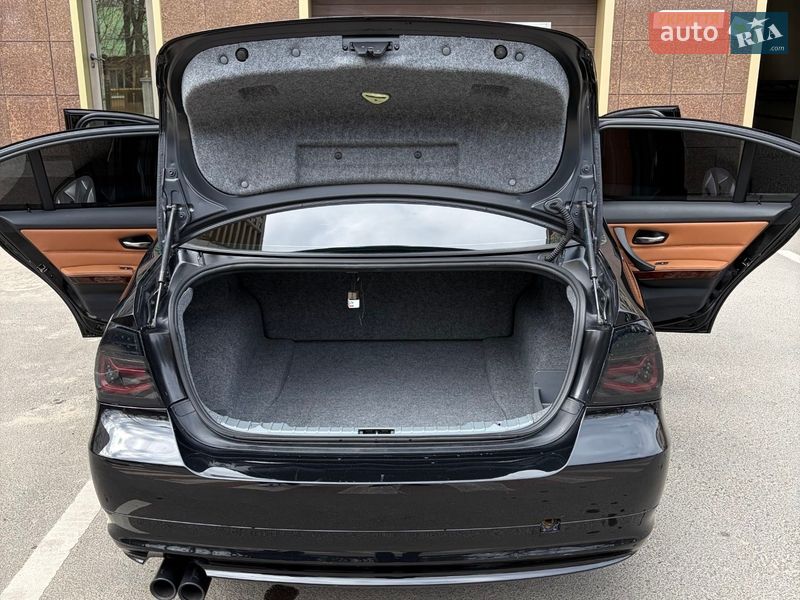 Седан BMW 3 Series 2010 в Одесі фото 8 Седан BMW 3 Series 2010 в Одесі