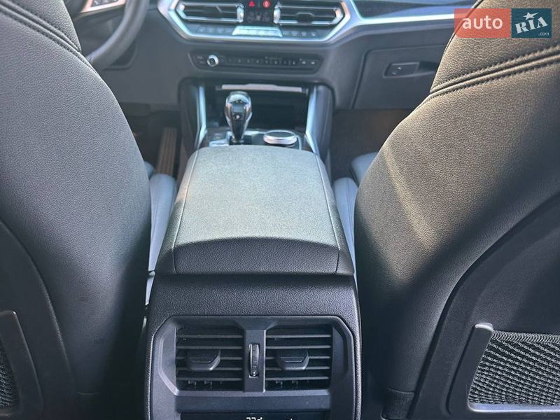 Седан BMW 3 Series 2019 в Запоріжжі