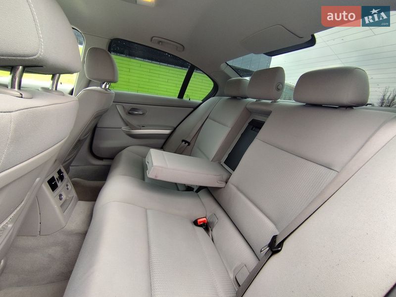 Седан BMW 3 Series 2009 в Києві фото 22 Седан BMW 3 Series 2009 в Києві