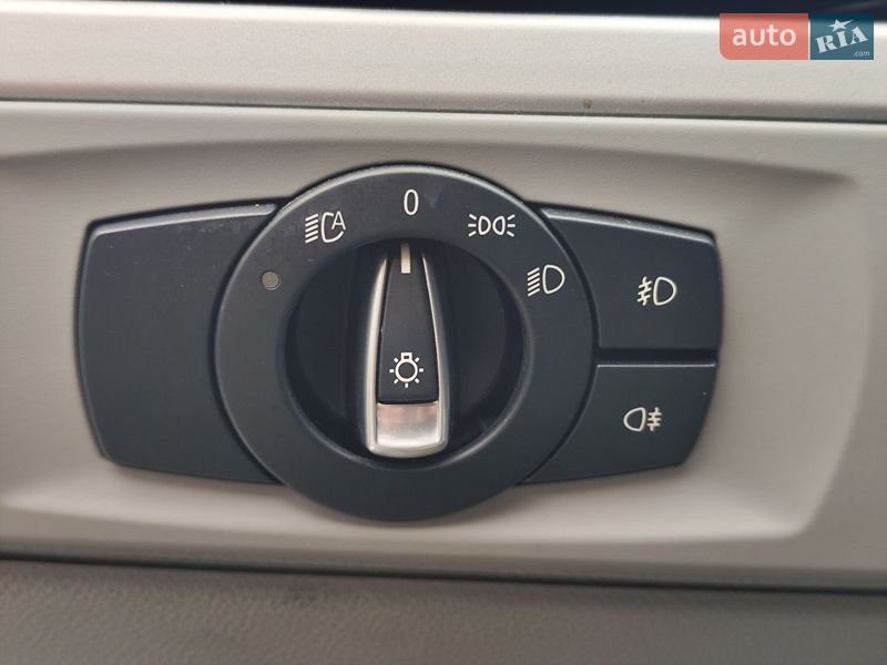 Седан BMW 3 Series 2009 в Києві фото 30 Седан BMW 3 Series 2009 в Києві