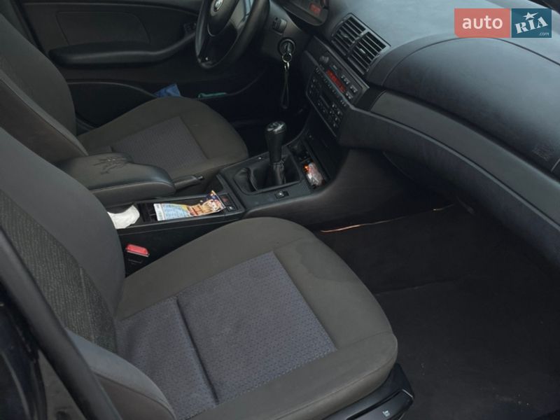 Универсал BMW 3 Series 2004 в Сарнах