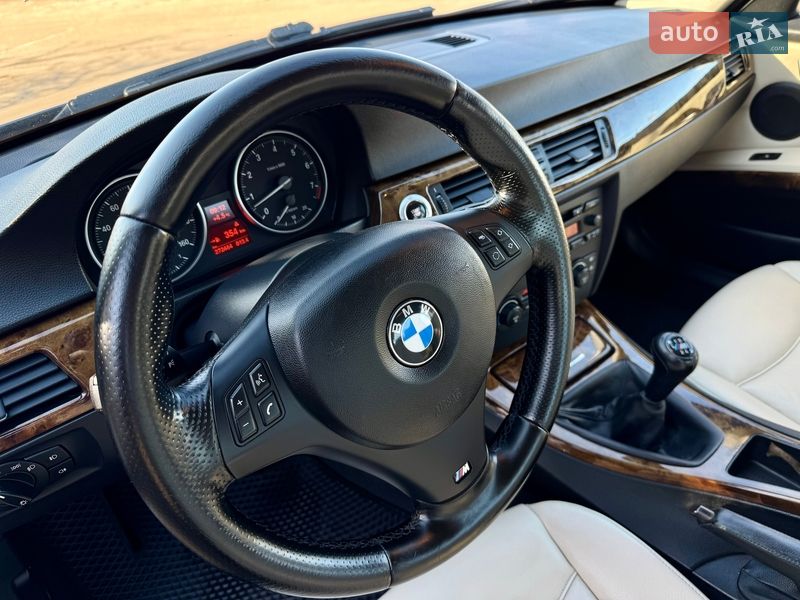 Седан BMW 3 Series 2005 в Києві