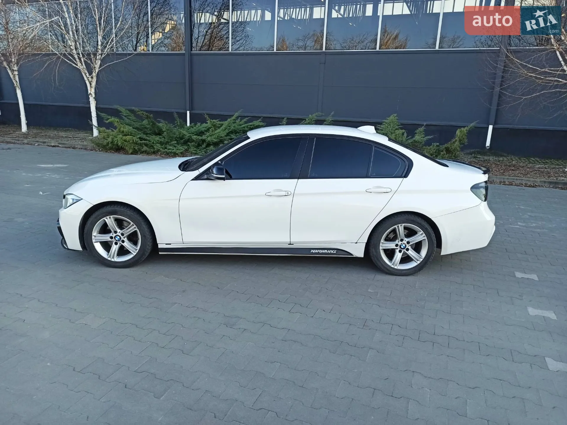 2015 BMW 3er - мініатюра 2