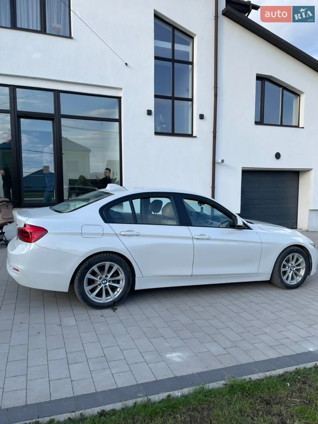 2016 BMW 3er - мініатюра 2
