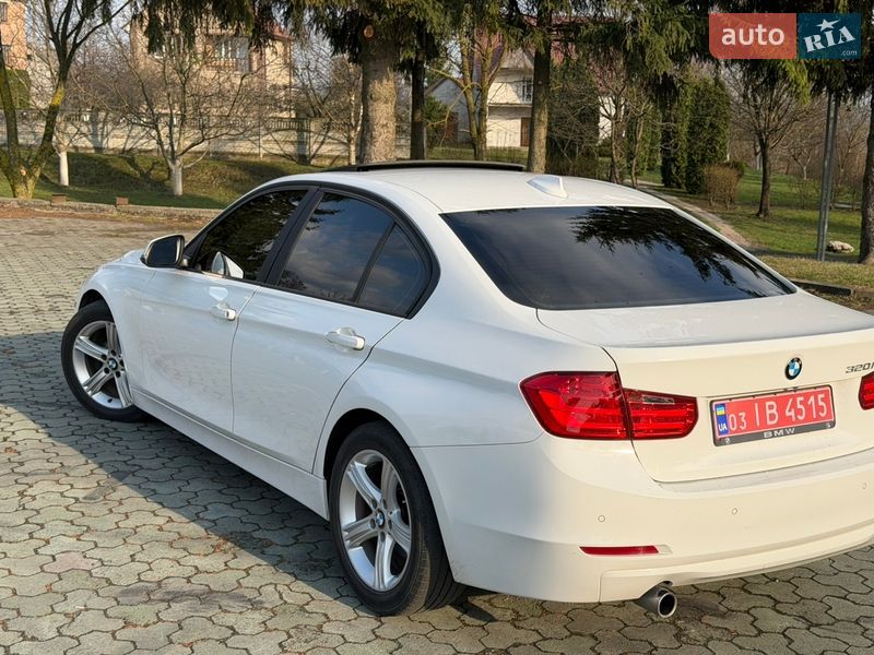 Седан BMW 3 Series 2014 в Дубно