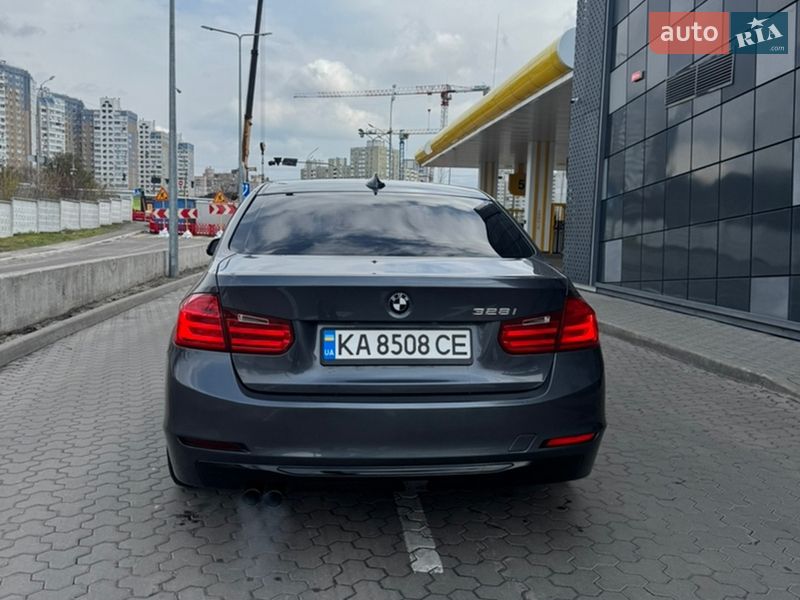 Седан BMW 3 Series 2012 в Киеве фото 5 Седан BMW 3 Series 2012 в Киеве