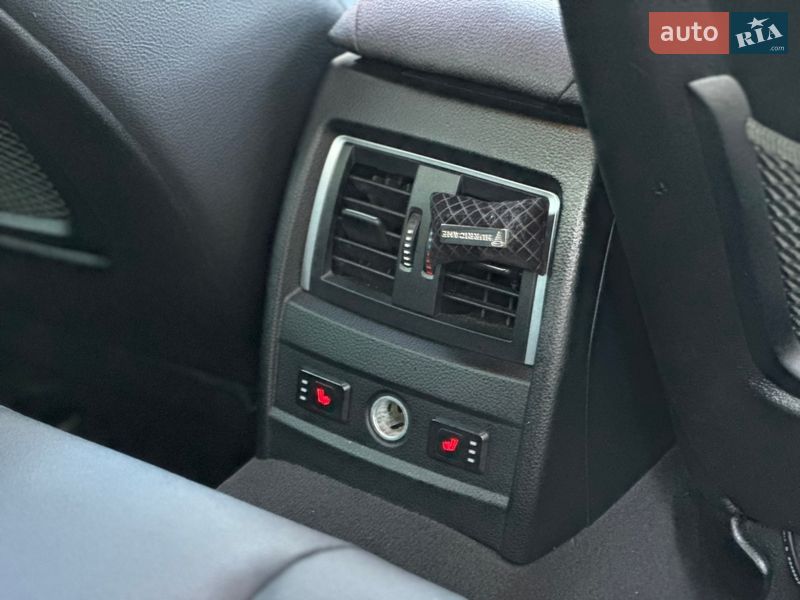 Седан BMW 3 Series 2017 в Житомире