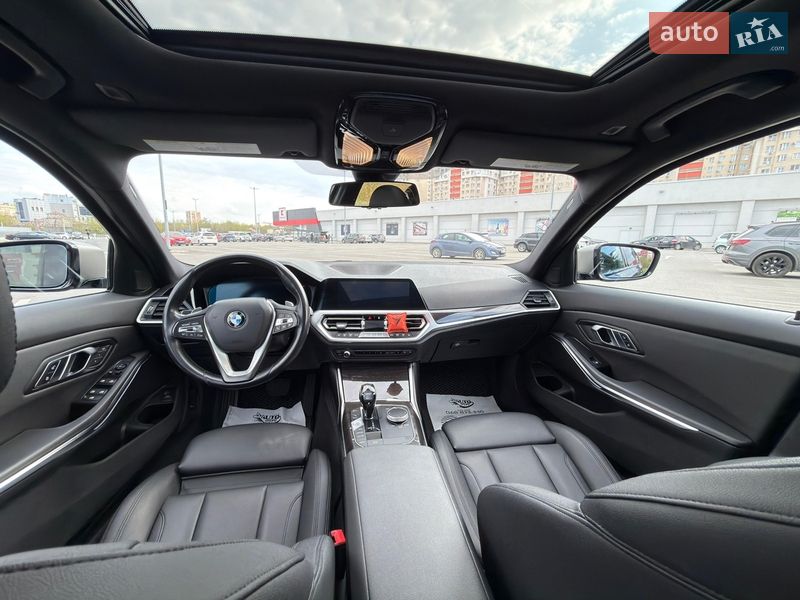 Седан BMW 3 Series 2019 в Одессе