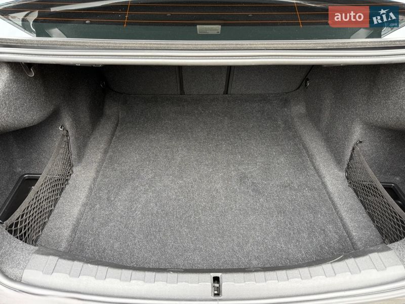 Седан BMW 3 Series 2019 в Полтаві фото 11 Седан BMW 3 Series 2019 в Полтаві
