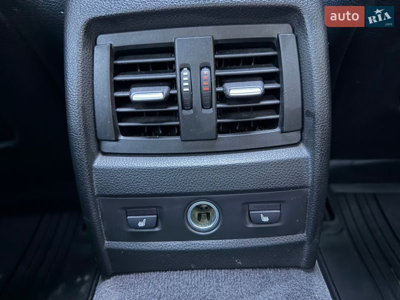 Седан BMW 3 Series 2012 в Киеве