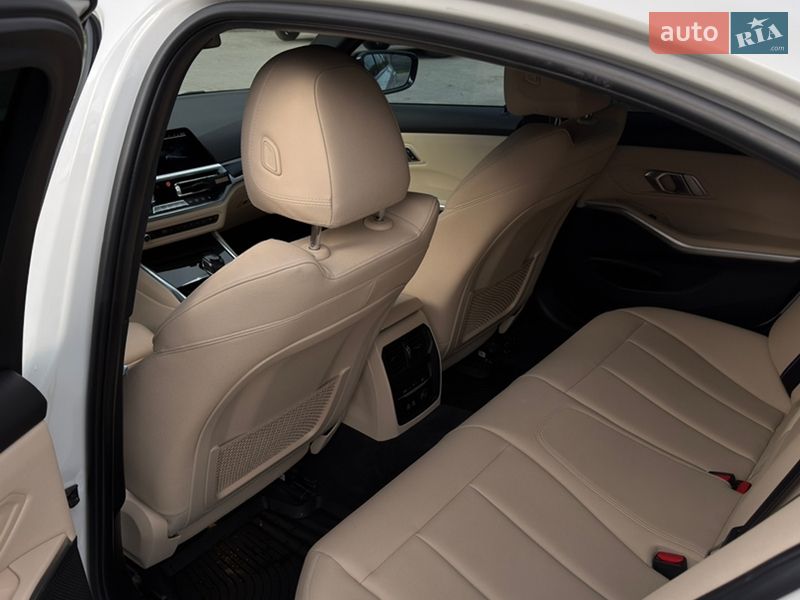 Седан BMW 3 Series 2019 в Львове фото 13 Седан BMW 3 Series 2019 в Львове