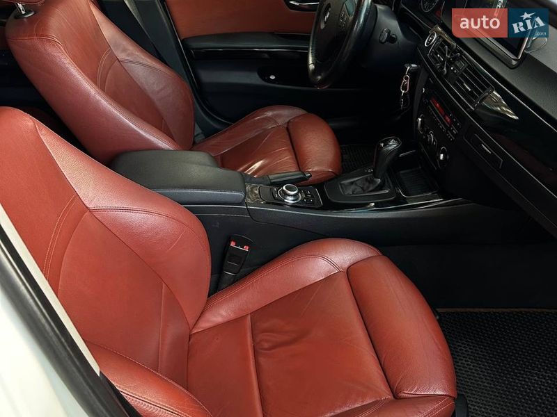 Универсал BMW 3 Series 2010 в Прилуках фото 13 Универсал BMW 3 Series 2010 в Прилуках