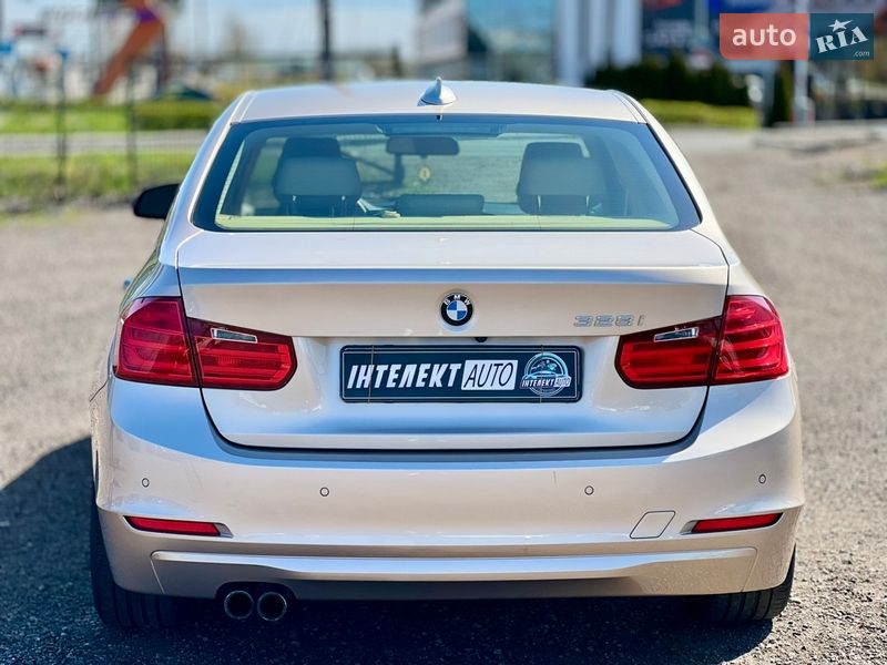 Седан BMW 3 Series 2013 в Києві