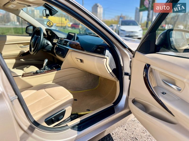 Седан BMW 3 Series 2013 в Києві