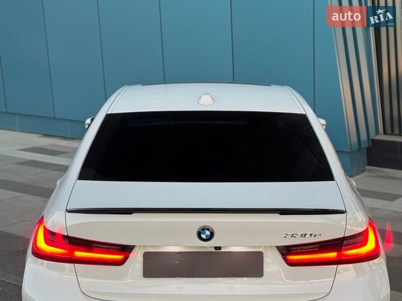 Седан BMW 3 Series 2023 в Киеве