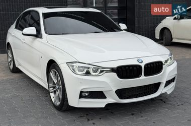 Седан BMW 3 Series 2017 в Ровно