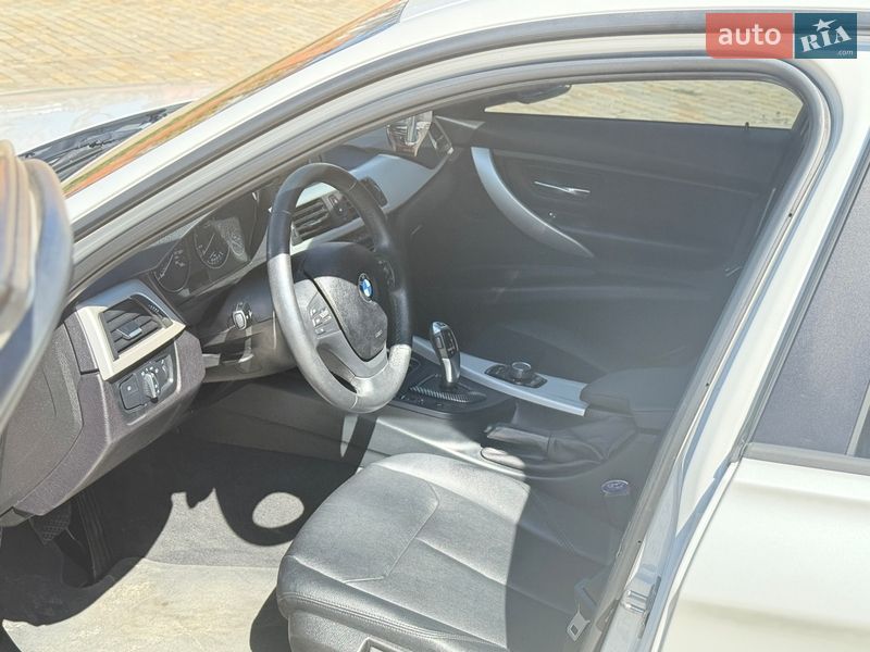 Седан BMW 3 Series 2017 в Белой Церкви