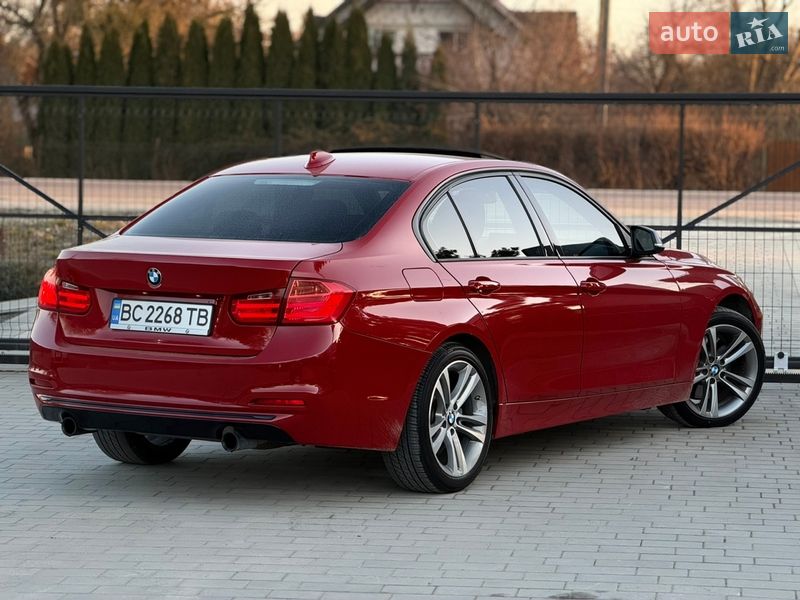 Седан BMW 3 Series 2013 в Львові